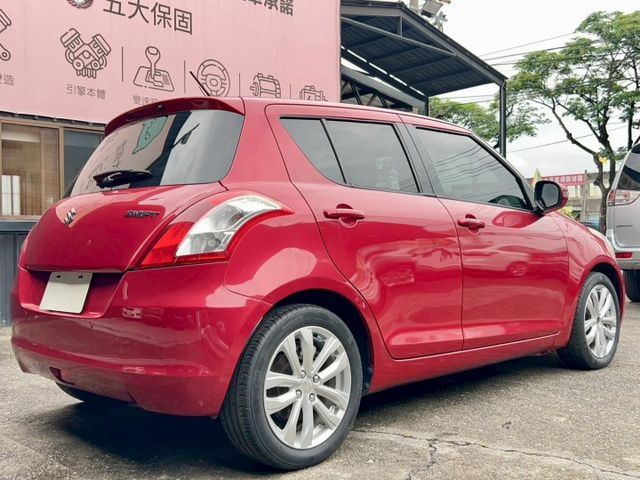 2015/16年式 Suzuki 小改款 Swift 1.2 GLX 里程僅跑七萬六  第15張相片
