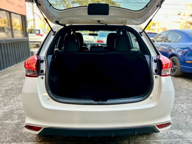2023 Toyota Yaris 1.5 經典 一手車 原廠保養 原廠保固中  第13張相片