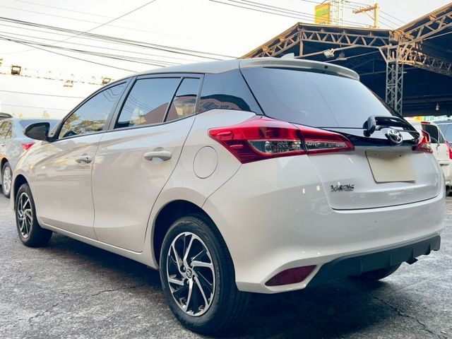 2023 Toyota Yaris 1.5 經典 一手車 原廠保養 原廠保固中  第14張相片