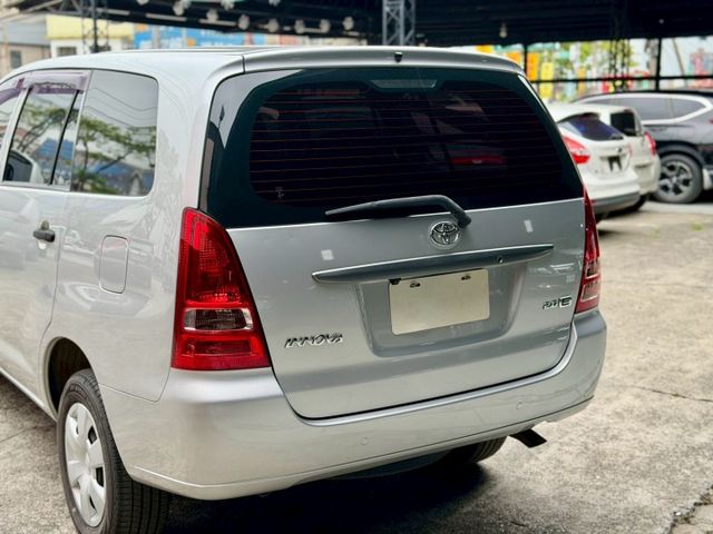 2016 Toyota Innova 2.0 E 影音版 末代 一手車 超低里程僅跑九萬六  第14張相片