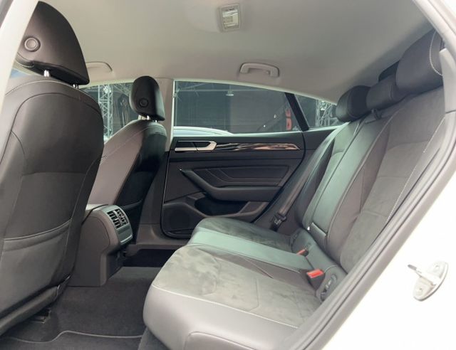 2021 Volkswagen Arteon Fastback 330 TSI Elegance 原廠保養  第13張相片