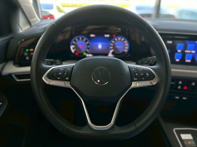 2023 Volkswagen Golf 230 eTSI Life 一手車 原廠保養 原廠保固中 里程僅跑二萬  第13張相片