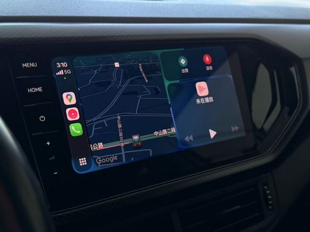 2022/23 VW T-Cross 230 TSI Tech 總代理  一手車 原廠保養 里程僅跑四萬七 原廠保固中  第10張相片