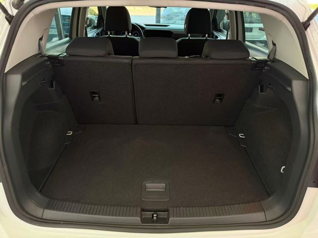 2022/23 VW T-Cross 230 TSI Tech 總代理  一手車 原廠保養 里程僅跑四萬七 原廠保固中  第16張相片