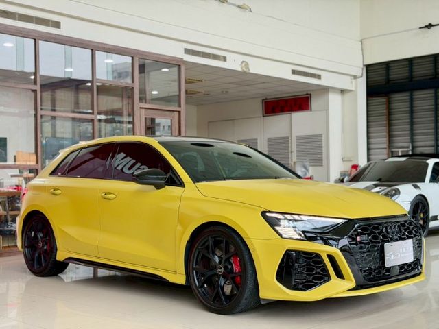 2023 Audi RS3 Sportback 原廠保養 保固中 超低里程僅跑一萬四 犀牛皮含選配 36.1 萬  第1張相片