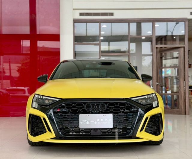 2023 Audi RS3 Sportback 原廠保養 保固中 超低里程僅跑一萬四 犀牛皮含選配 36.1 萬  第2張相片