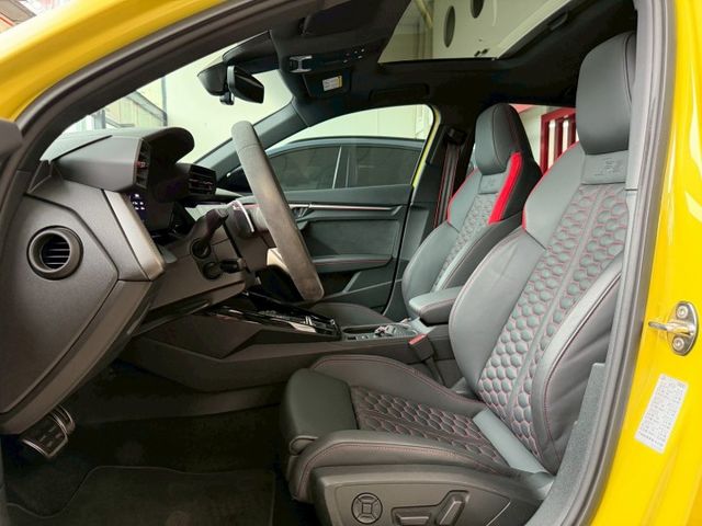 2023 Audi RS3 Sportback 原廠保養 保固中 超低里程僅跑一萬四 犀牛皮含選配 36.1 萬  第5張相片