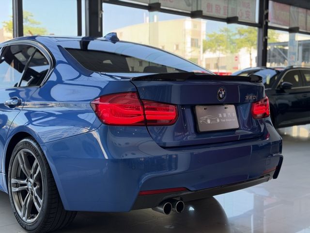 2016 BMW 小改款 F30 320i M Sport 總代理 一手車 原廠保養 超低里程僅跑七萬 多樣改裝  第17張相片