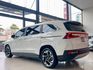2024 Hyundai Custin GLT-B 七人座 一手車 保固中 里程僅跑一萬一 加裝吸頂電視 全車犀牛皮  第18張縮圖