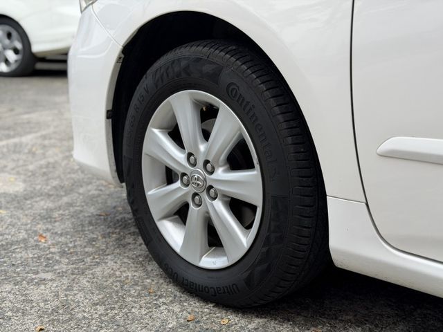 2012 Toyota Corolla Altis 1.8 E 影音版 一手車 超低里程僅跑八萬七  第4張相片