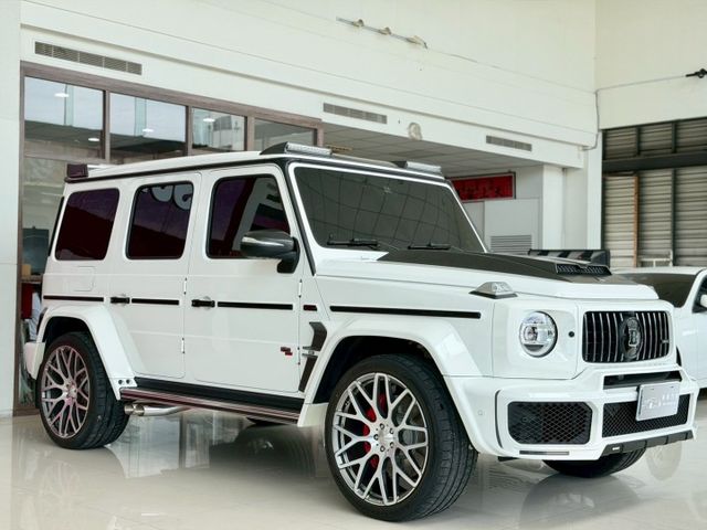 19 年式 Brabus G700 base on G63 總代理 里程僅跑四萬六 三一國際改裝含選配 483.5 萬  第1張相片