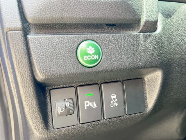 2015 Honda Fit 1.5 S 低里程僅跑五萬三  第12張相片