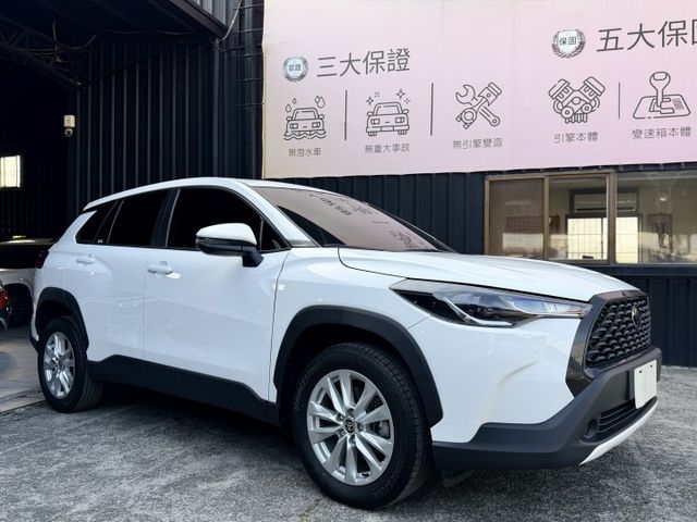 2024 Toyota Corolla Cross 1.8豪華版 一手車 原廠保固中 超低里程僅跑兩萬  第1張相片
