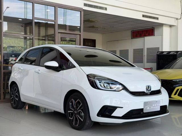 2023 Honda Fit e：HEV油電版 一手車 原廠保養 原廠保固 里程僅跑兩萬  第1張相片