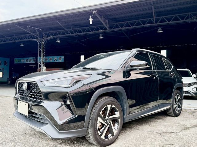 2024 Toyota Yaris Cross 1.5潮玩影音版 一手車 原廠保養 原廠保固中 超低里程僅跑兩萬四  第3張相片