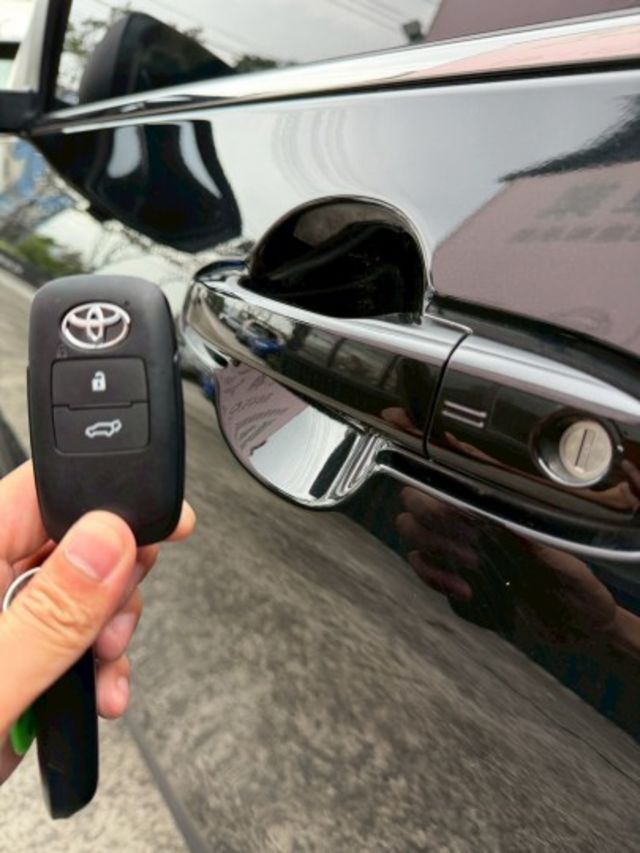 2024 Toyota Yaris Cross 1.5潮玩影音版 一手車 原廠保養 原廠保固中 超低里程僅跑兩萬四  第5張相片