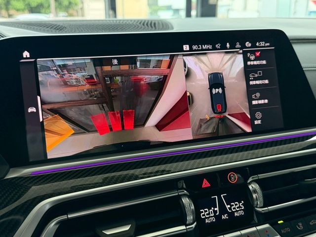 扣牌半年 2022 BMW X5 M 總代理 原廠保養 超低里程僅跑五萬二  第12張相片