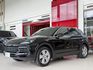 2018/19 Porsche Cayenne  總代理 原廠保養 里程僅跑三萬九 選配29萬  第3張縮圖