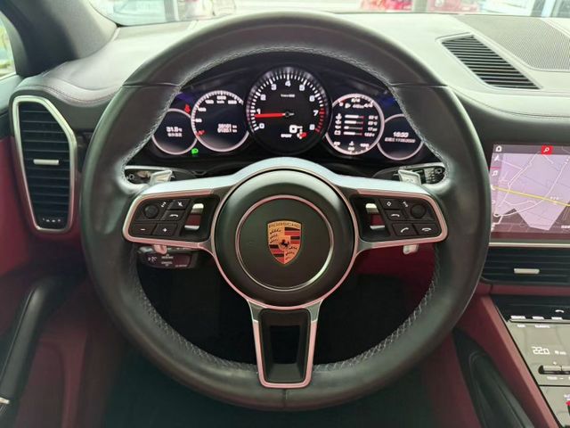 2018/19 Porsche Cayenne  總代理 原廠保養 里程僅跑三萬九 選配29萬  第8張相片
