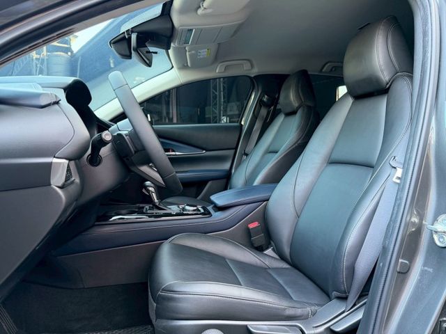 2021 Mazda CX-30 2.0旗艦型 一手車 原廠保養 超低里程僅跑五萬六  第5張相片