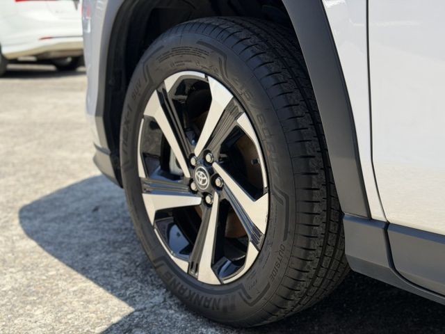2023 Toyota Yaris Cross 1.5酷動版 一手車 原廠保養 原廠保固中 超低里程僅跑兩萬一  第4張相片