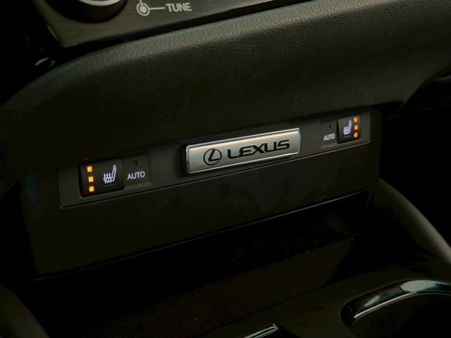 2023 Lexus 小改款 ES200 豪華版 一手車 原廠保養 保固中 超低里程僅跑兩萬八 選配電子後視鏡 環景  第13張相片