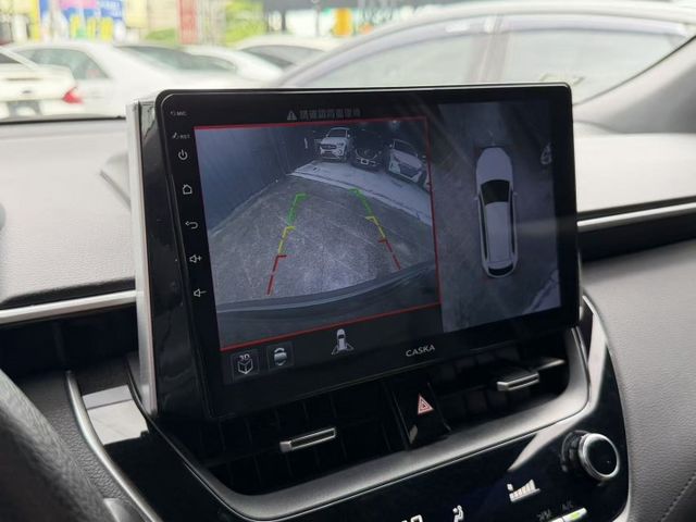 2022 Toyota Corolla Cross 1.8尊爵版  原廠保養 超低里程僅跑四萬三  第12張相片