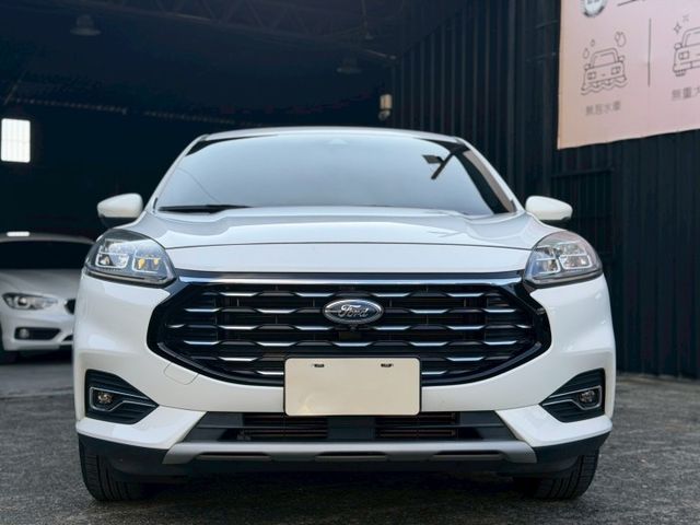 2022 / 22.5 年式 Ford Kuga EcoBoost 180時尚X 原廠保養 超低里程僅跑五萬  第2張相片