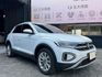 2023 VW 小改款 T-ROC 280 TSI Life 一手車 原廠保養 原廠保固中 超低里程僅跑兩萬八  第1張縮圖