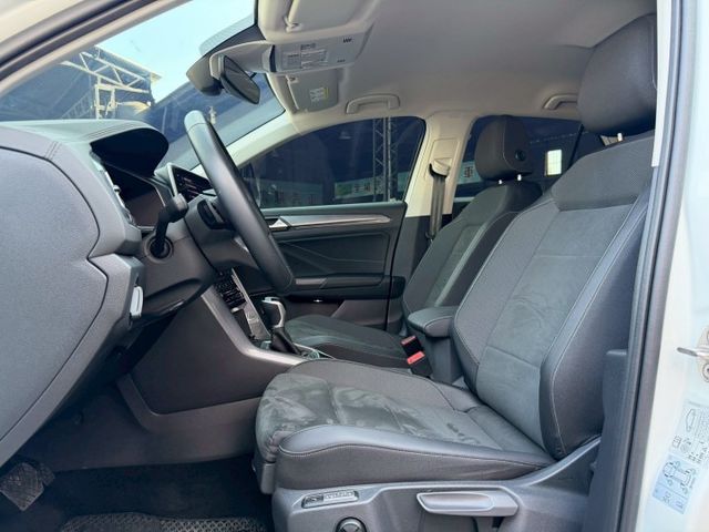 2023 VW 小改款 T-ROC 280 TSI Life 一手車 原廠保養 原廠保固中 超低里程僅跑兩萬八  第6張相片
