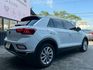 2023 VW 小改款 T-ROC 280 TSI Life 一手車 原廠保養 原廠保固中 超低里程僅跑兩萬八  第20張縮圖