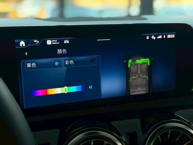 24 年式 M-Benz 小改款 CLA200 SB 一手車 原廠保養 原廠保固中 超低里程僅跑一萬五  第13張相片