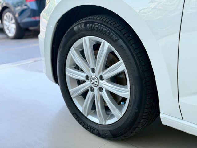 19 年式 Volkswagen Touran 280 TSI Comfortline 一手車 里程僅跑十萬  第4張相片