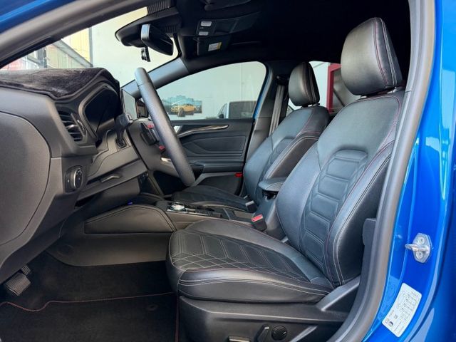 2023 Ford Focus 5D ST-Line Vignale 小改款 一手車 里程僅跑四萬八  第7張相片