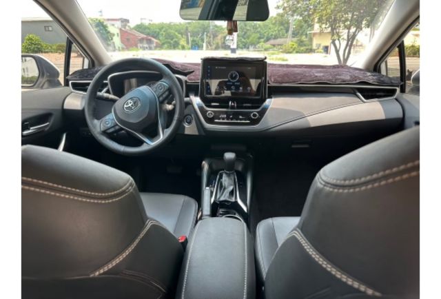 Toyota ALTIS  第6張相片