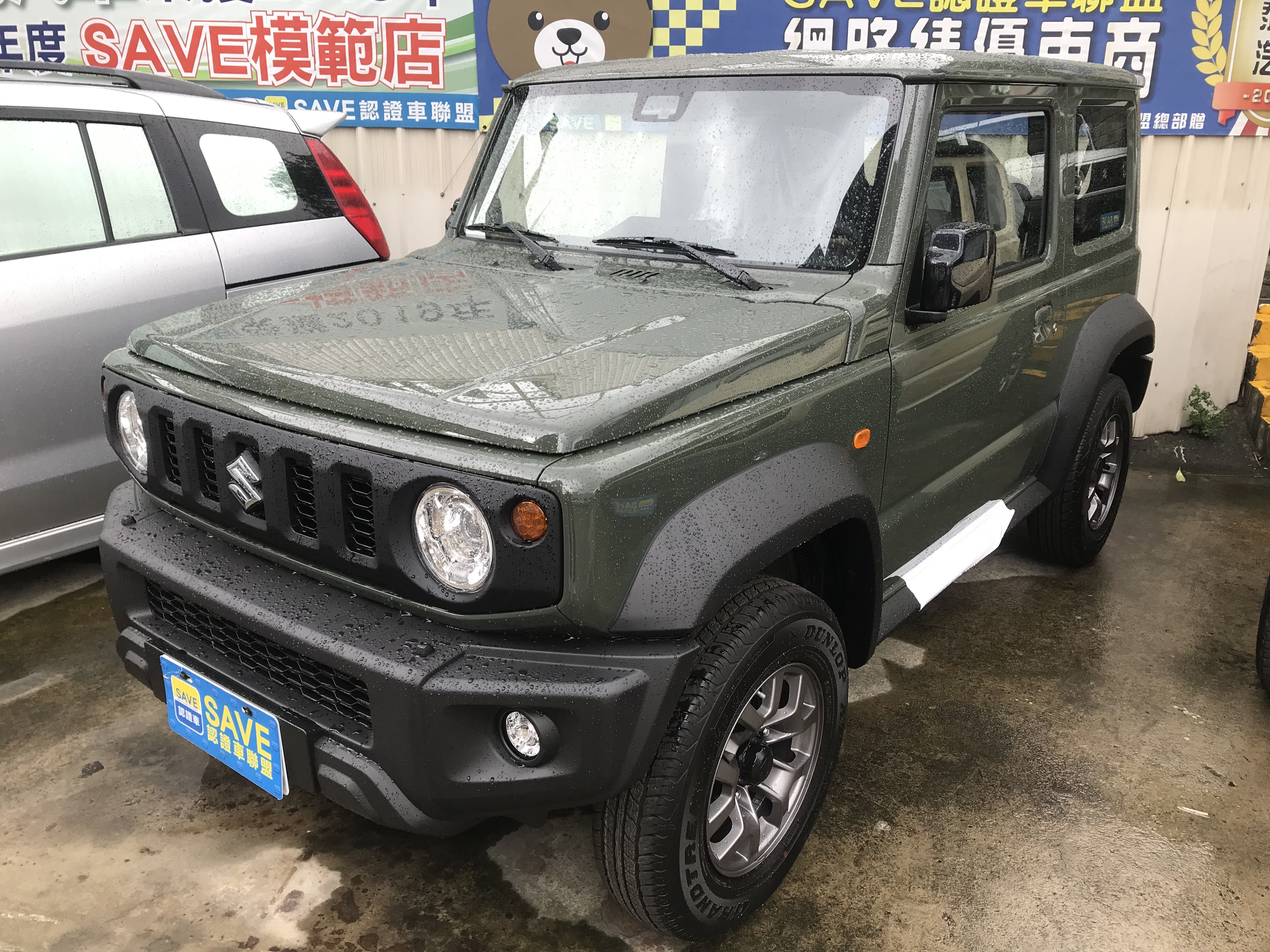 現車不用等~送禮🎁自用👈兩相宜👍 全新 2023年 Suzuki Jimny 鈴木 吉米 限量到貨🎉 ☎服務專線:0９80-558-999 LINE ID:Used-Cars 黃文遠  第3張相片