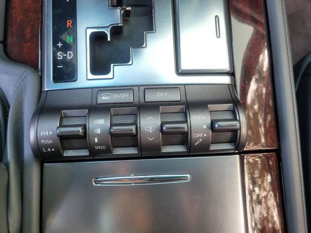 2008年黑色LX570  第10張相片
