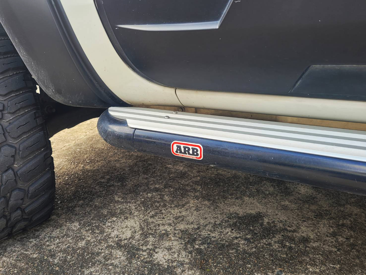 2019年式 Ford Ranger 福特浪九 2.0 Bi-Turbo Wildtrak 一手車跑8萬 改裝超過60萬 ☎服務專線:0９80-558-999 LINE ID:Used-Cars 黃文遠  第6張相片