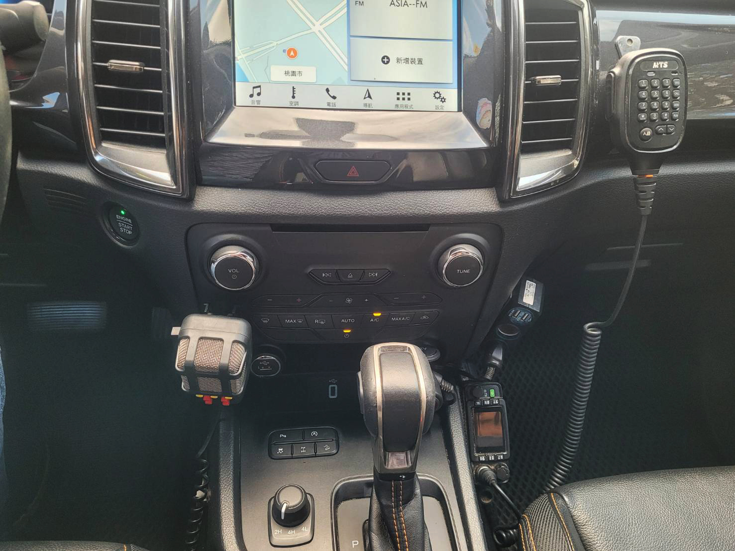 2019年式 Ford Ranger 福特浪九 2.0 Bi-Turbo Wildtrak 一手車跑8萬 改裝超過60萬 ☎服務專線:0９80-558-999 LINE ID:Used-Cars 黃文遠  第12張相片