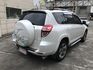 2010年式 TOYOTA 豐田 RAV4 2.4 G 頂級版 防滑控制 6*SRS 天窗 18吋輪框 前後雷達 ☎服務專線 : 0９80-558-999 LINE ID:Used-Cars 黃文遠  第2張縮圖