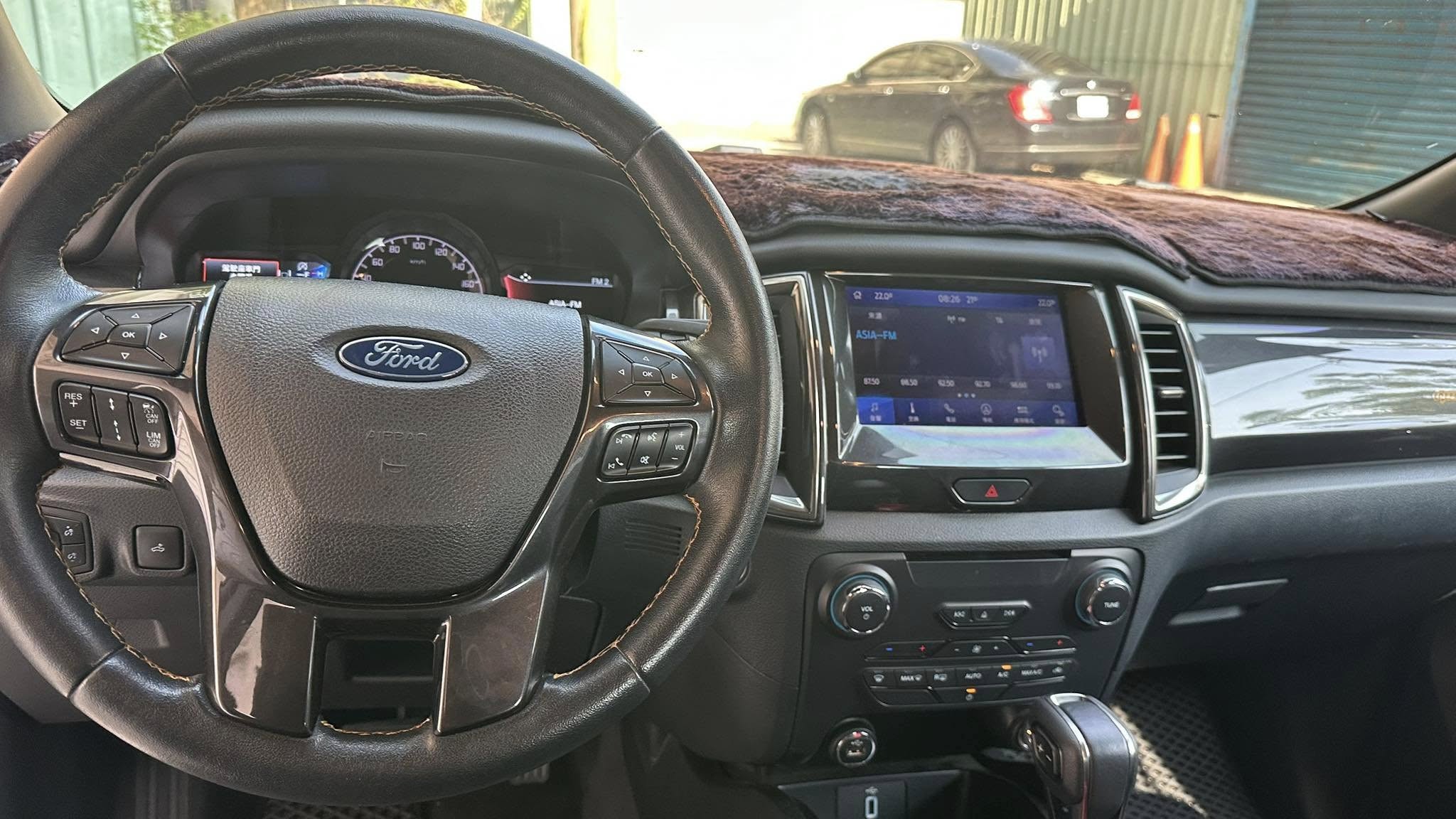 2019 Ford 福特 Ranger 浪九 2.0 Bi-Turbo Wildtrak 旗艦版 #原鈑件 #後捲簾 #無寮K痕跡 ☎服務專線 : 0９80-558-999 LINE ID:Used-Cars 黃文遠  第4張相片