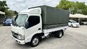 2018 HINO 日野 300 商用車 僅跑5萬 一手車 原鈑件 伸縮蓬(電動升降帆布) 倒車顯影 11呎半 載重五噸 ☎服務專線 : 0９80-558-999 LINE ID:Used-Cars 黃文遠  第1張縮圖