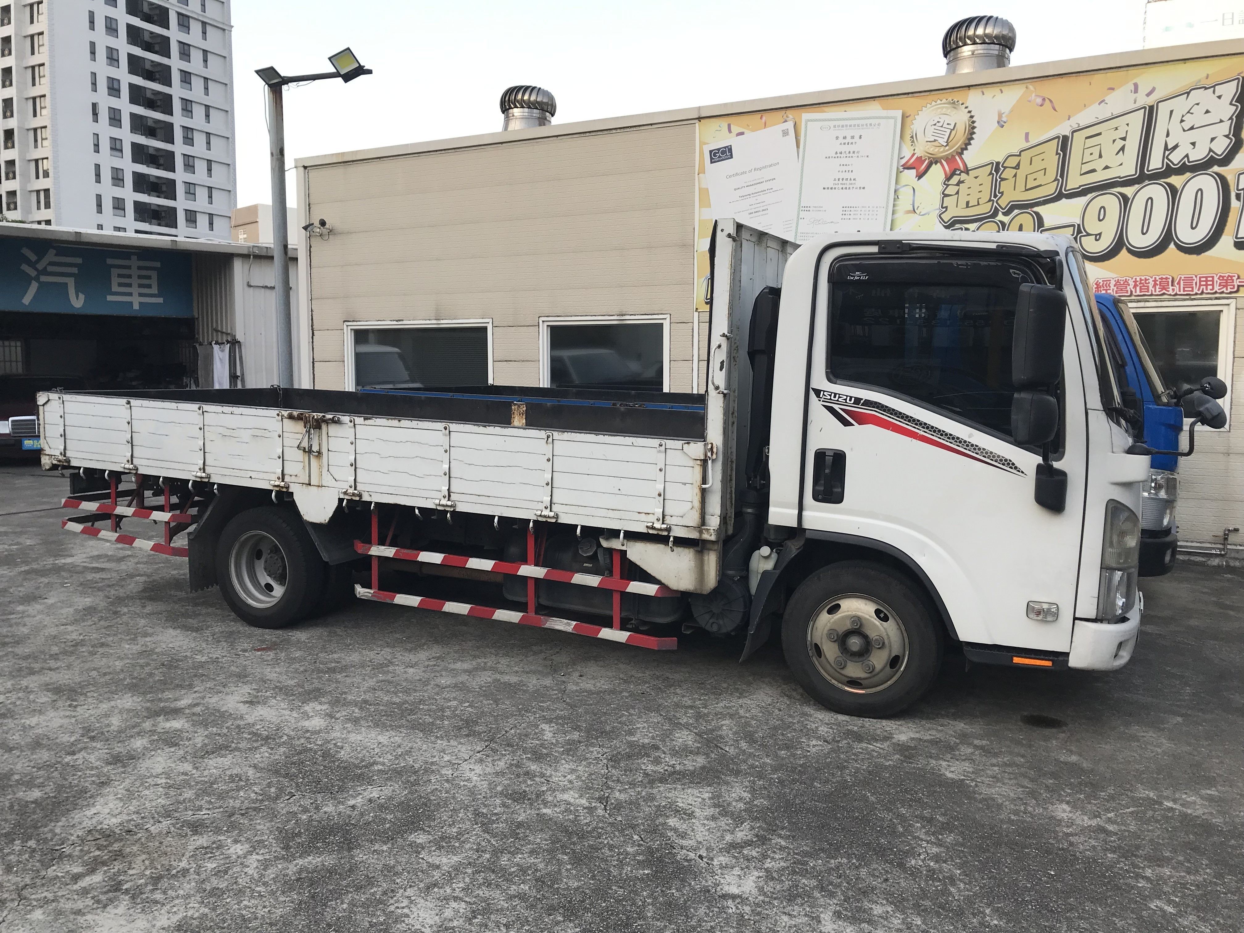 2020 Isuzu 五十鈴 ELF 一路發 #原廠保養 #已變更5噸載重 #超長軸14呎半 #斗寬超過2米 #日本原裝進口 #免加尿素 #耐操妥善率高 #商用載貨首選 ☎服務專線 : 0９80-558-999 LINE ID:Used-C  第1張相片