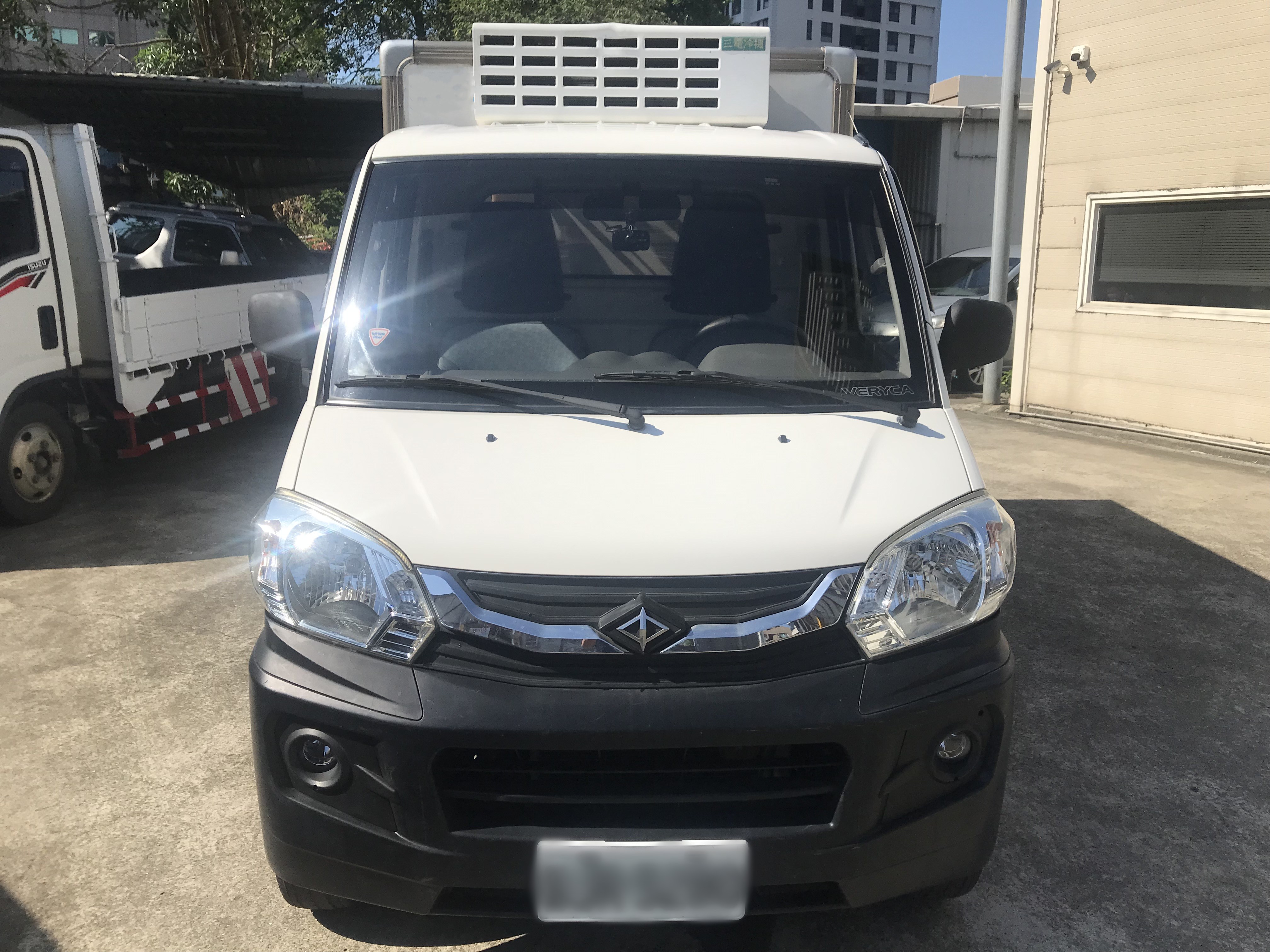 賺錢車~ 馬上開工賺錢囉~ 2016 CMC VERYCA 中華 菱利 1.3 #原鈑件 #僅跑5萬 #手排 #-25度冷凍車 ☎服務專線 : 0９80-558-999 LINE ID:Used-Cars 黃文遠  第8張相片