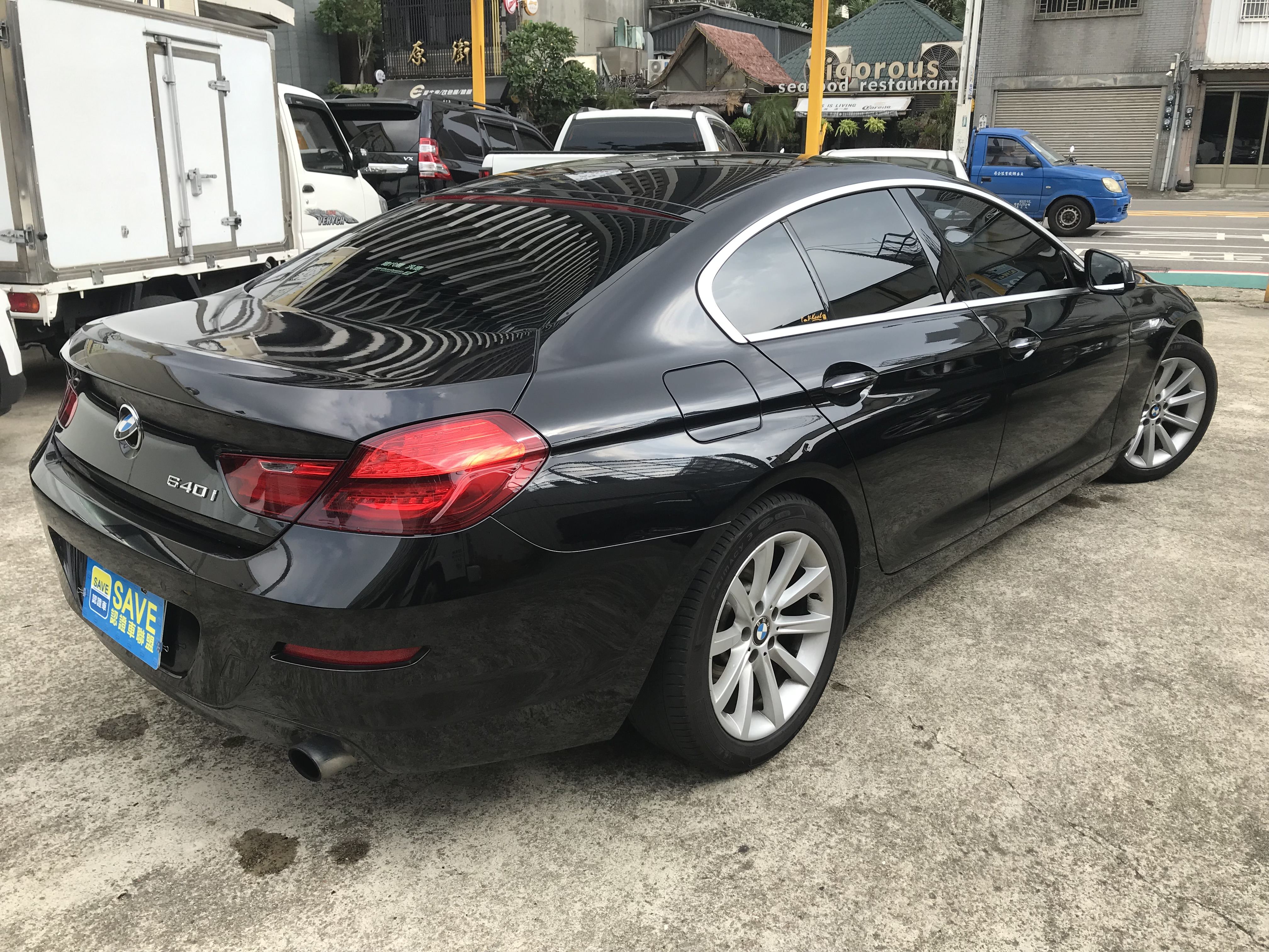 2013 BMW 6-Series Gran Coupe 640i F06 #一手車 #跑9萬 #原鈑件 #總代理 #老董座車 #車庫車 #無惡操 #馬力320hp #扭力45.9kgm #0加速至100km/h僅需5.4秒 ☎服務專線 :  第2張相片