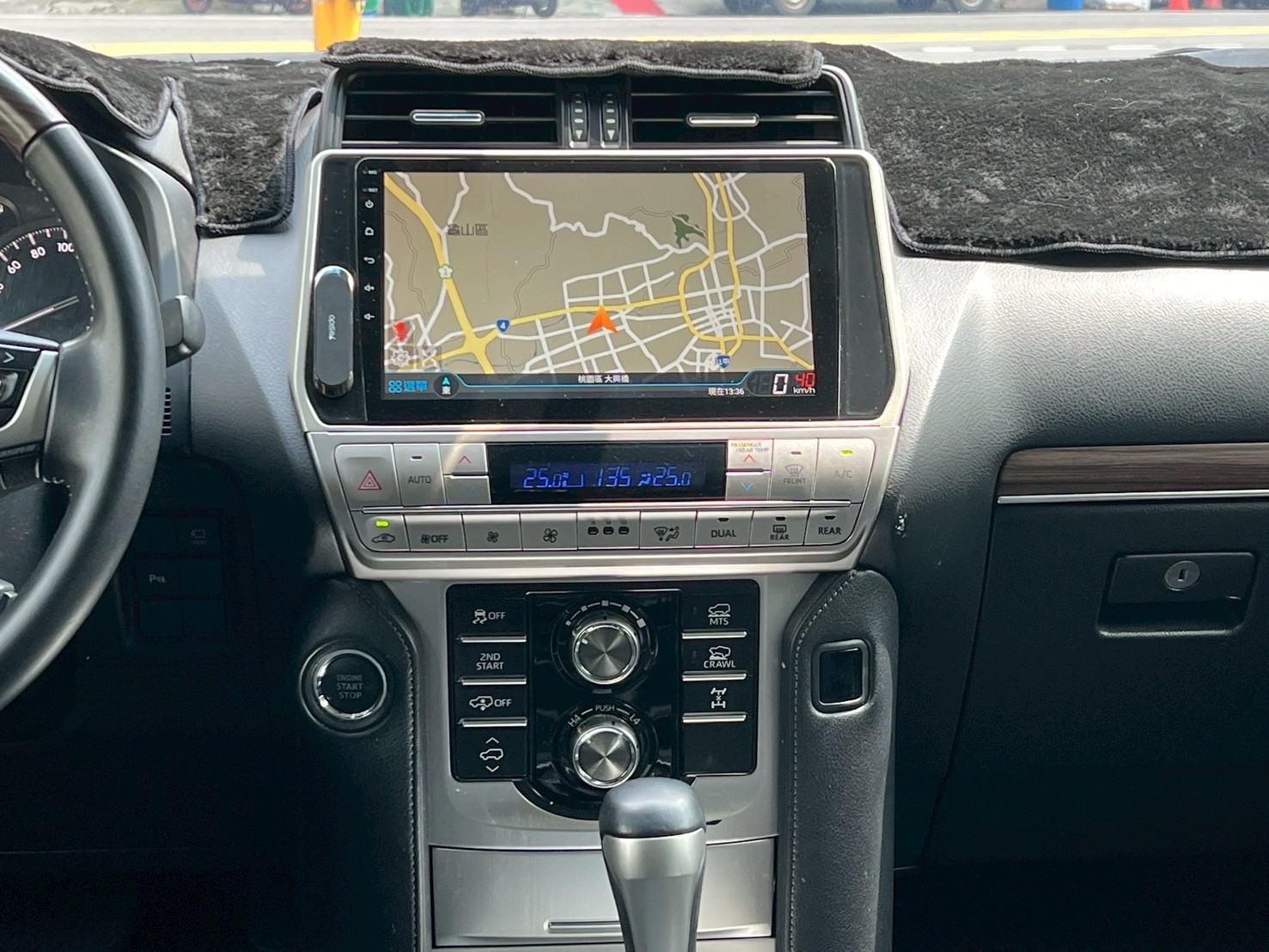 越野硬漢 2019 Toyota Land Cruiser Prado 普拉多 小改款 一手車 原鈑件 七人座 ☎服務專線 : 0９80-558-999 LINE ID:Used-Cars 黃文遠  第5張相片