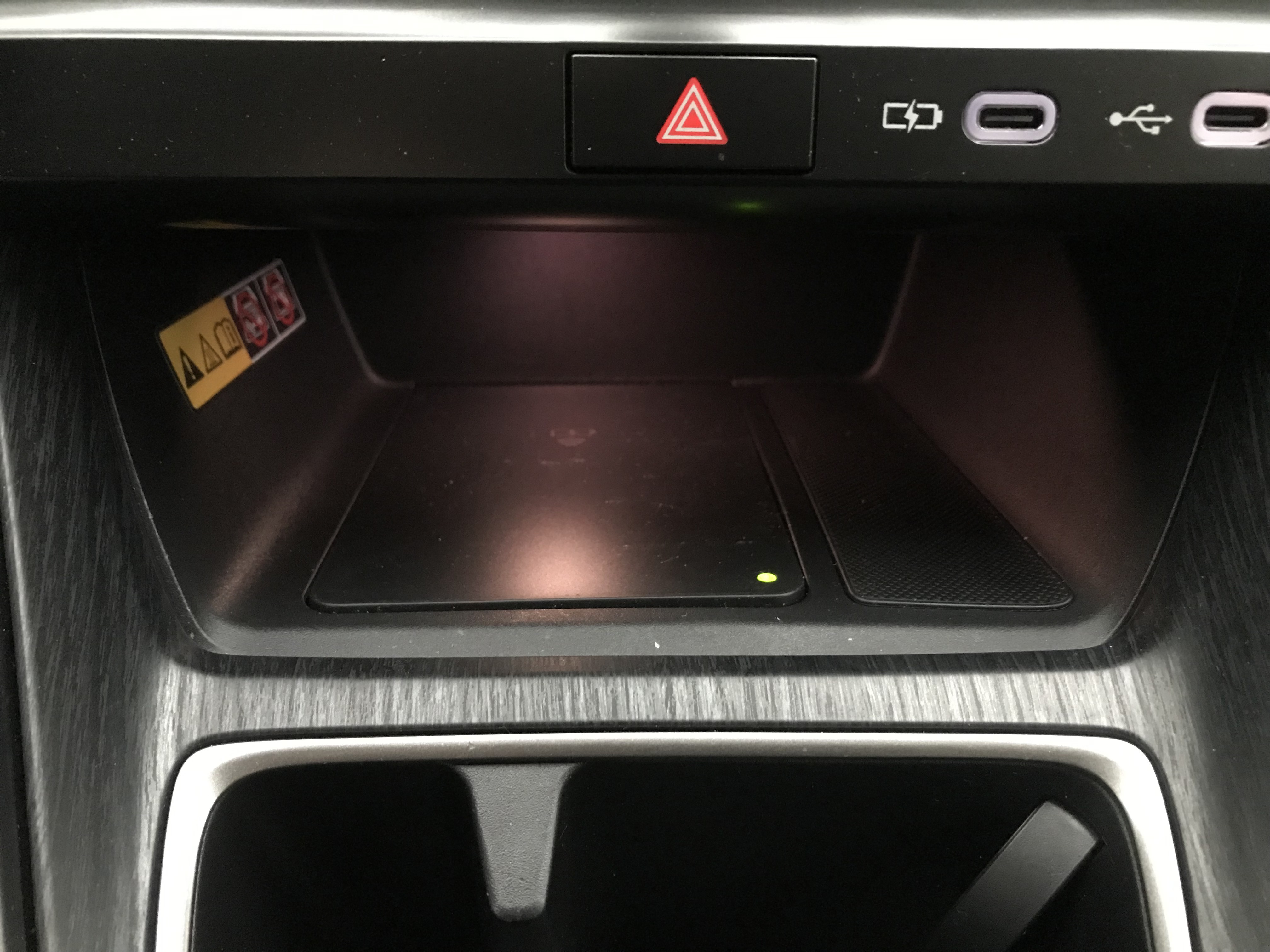 2024 Lexus 凌志 LBX Cool 豪華小型休旅車 #一手女用 #車庫車 #原鈑件 #原廠保固中 ☎服務專線 : 0９80-558-999 LINE ID:Used-Cars 黃文遠  第11張相片