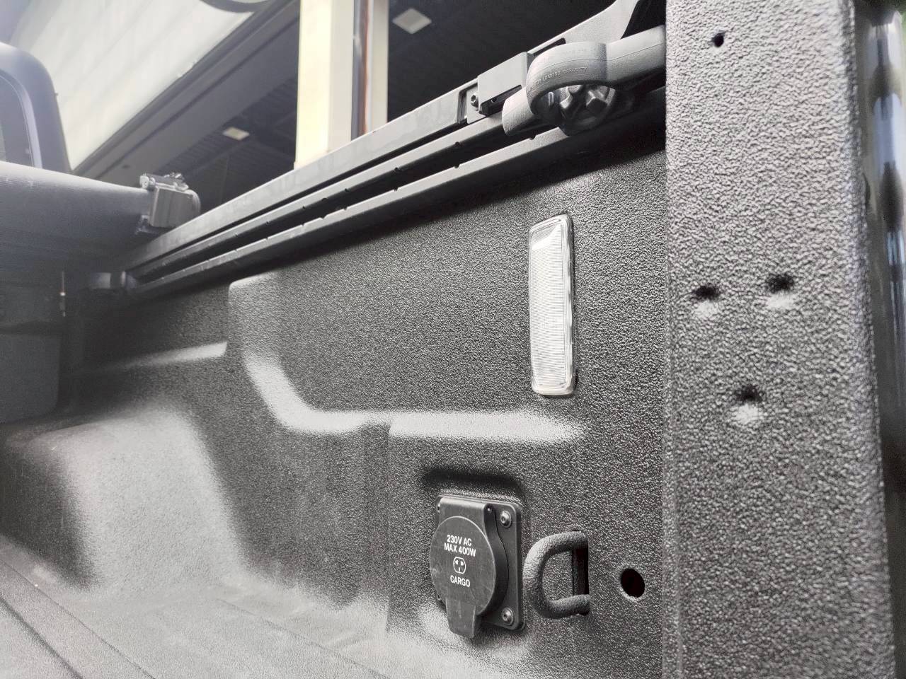 吉普/角鬥士/皮卡 2021 Jeep Gladiator JT Rubicon Pickup 3.6汽油 ACC ☎服務專線:0９80-558-999 LINE ID:Used-Cars 黃文遠  第10張相片