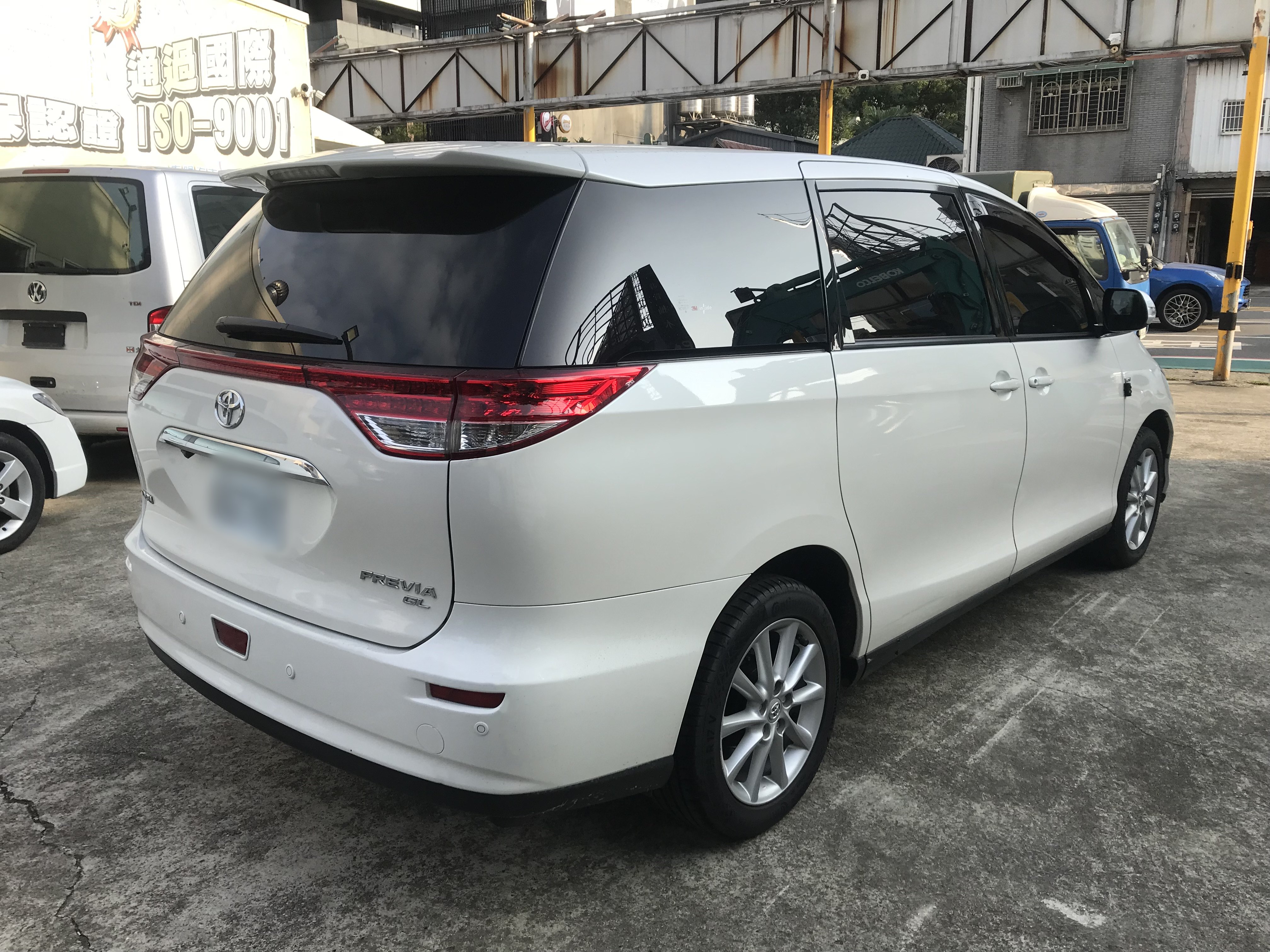2012 Toyota Previa 2.4 原廠保養 7人座 一手車 車庫車 多功能休旅車 ☎服務專線 : 0９80-558-999 LINE ID:Used-Cars 黃文遠  第2張相片