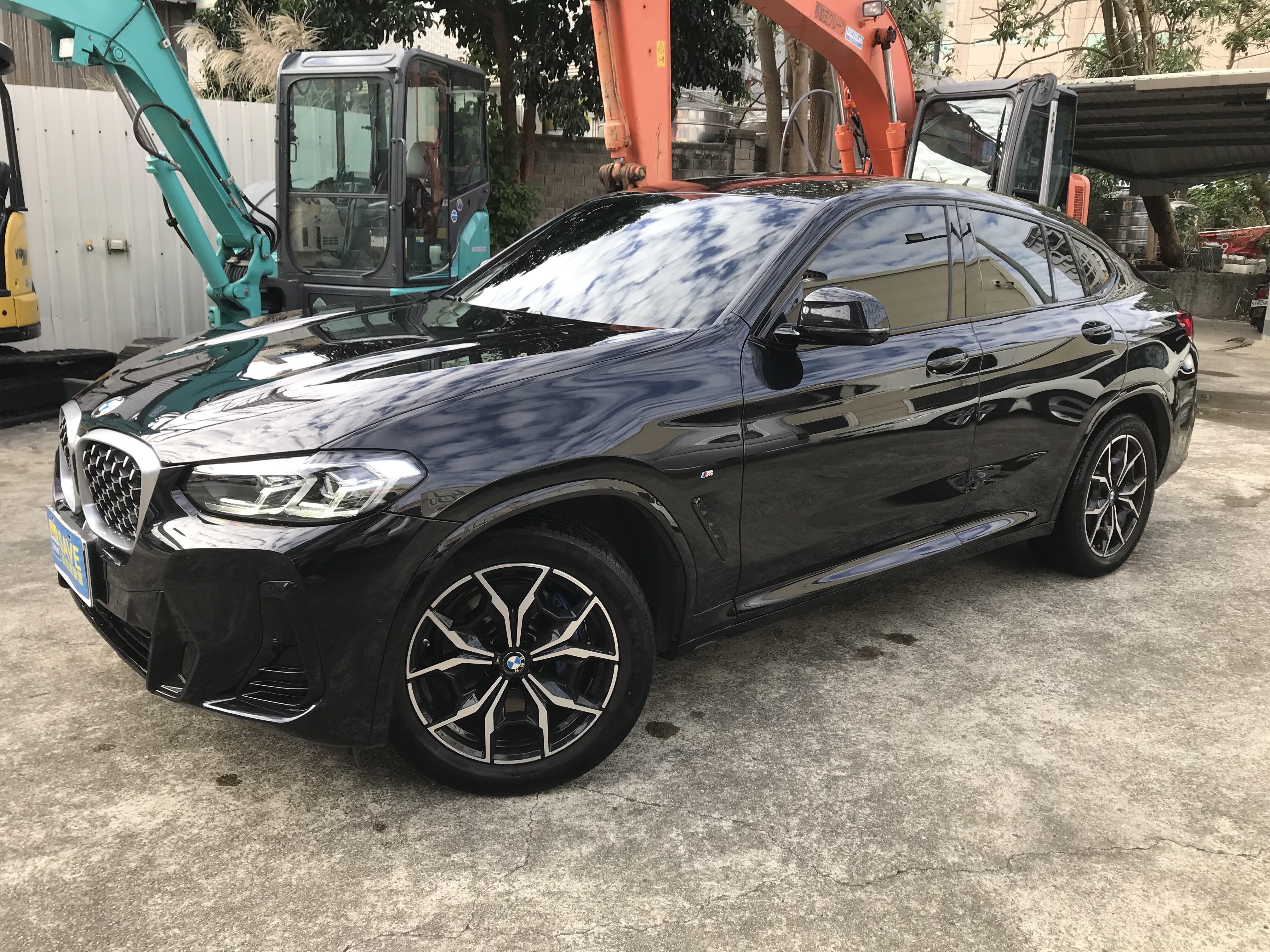 2022 BMW X4 xDrive30i M Sport 小改款輕油電 一手車 車庫車 原鈑件 僅跑3萬 剛原廠保養完 ☎ : 0980-558-999 LINE ID:Used-Cars 黃文遠  第1張相片